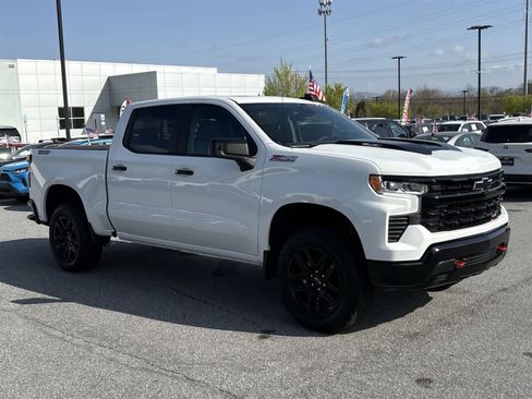 New 2026 Chevrolet Silverado 1500 LT Trail Boss w/ Convenience Package II AWD/4WD image 2