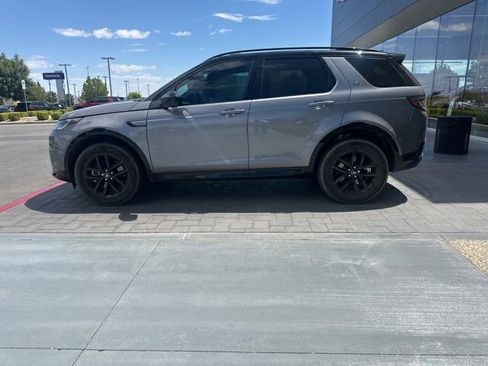 Used 2024 Land Rover Discovery Sport Dynamic SE AWD/4WD image 8