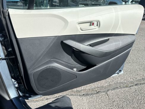 Used 2026 Toyota Corolla LE image 19
