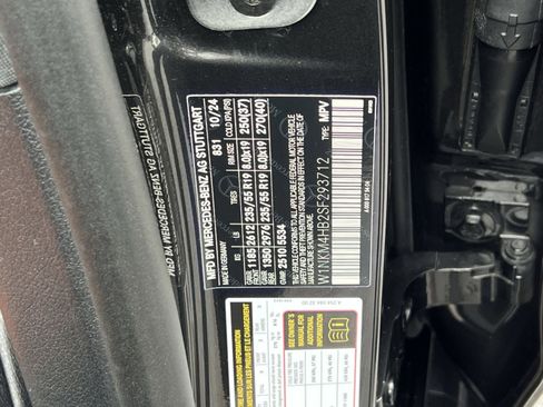 Certified 2025 Mercedes-Benz GLC 300 4MATIC image 35