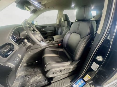 Used 2023 Honda Pilot EX-L image 10