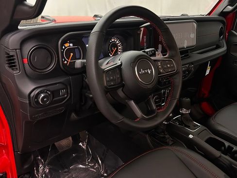 New 2026 Jeep Wrangler Unlimited Rubicon 392 w/ Quick Order Package 27X Moab AWD/4WD image 11
