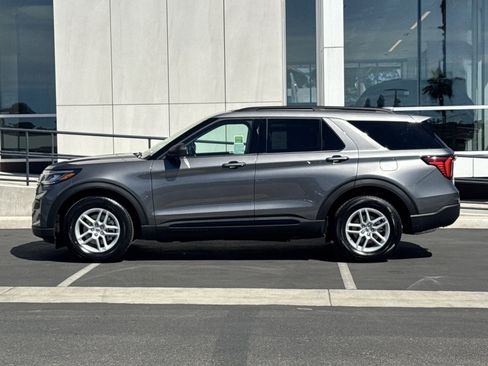 New 2026 Ford Explorer Active image 6