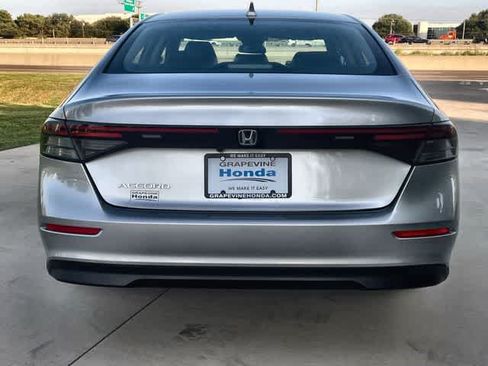 Certified 2025 Honda Accord LX image 6
