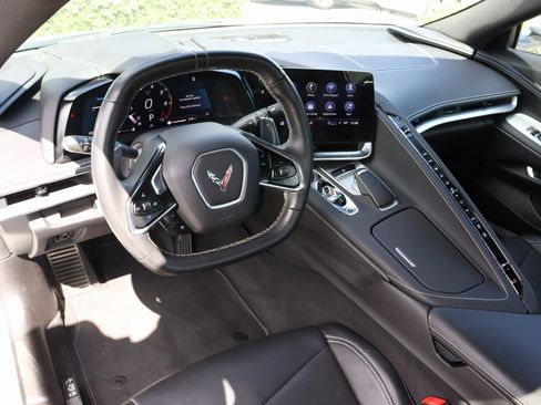 Used 2021 Chevrolet Corvette Stingray Convertible w/ 1LT image 15