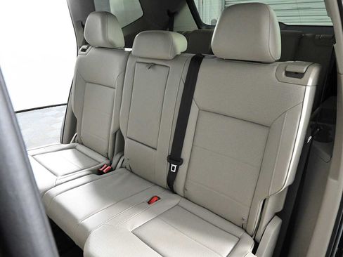 Certified 2023 Volkswagen Atlas SE w/ Panoramic Sunroof Package FWD image 15