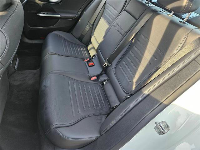 Used 2026 Mercedes-Benz C 300 Sedan image 17