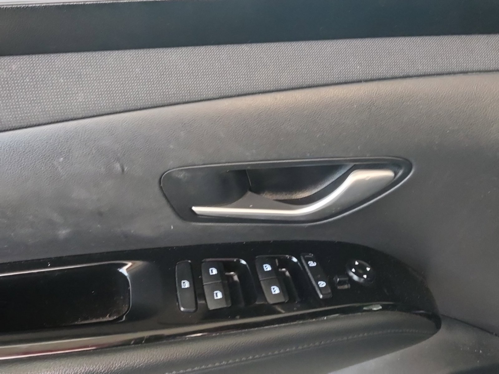 Used 2023 Hyundai Tucson Limited FWD image 5