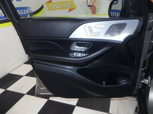 Used 2021 Mercedes-Benz GLE 580 4MATIC image 32