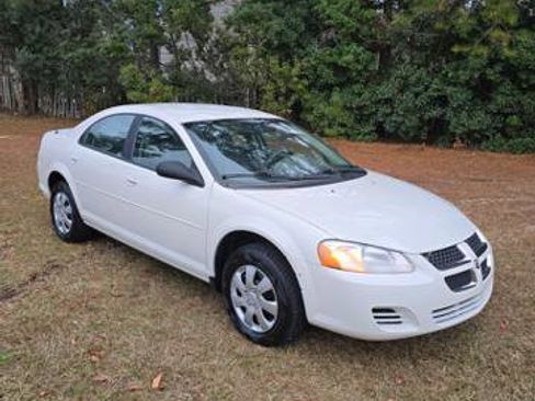 Used 2005 Dodge Stratus SXT image 5