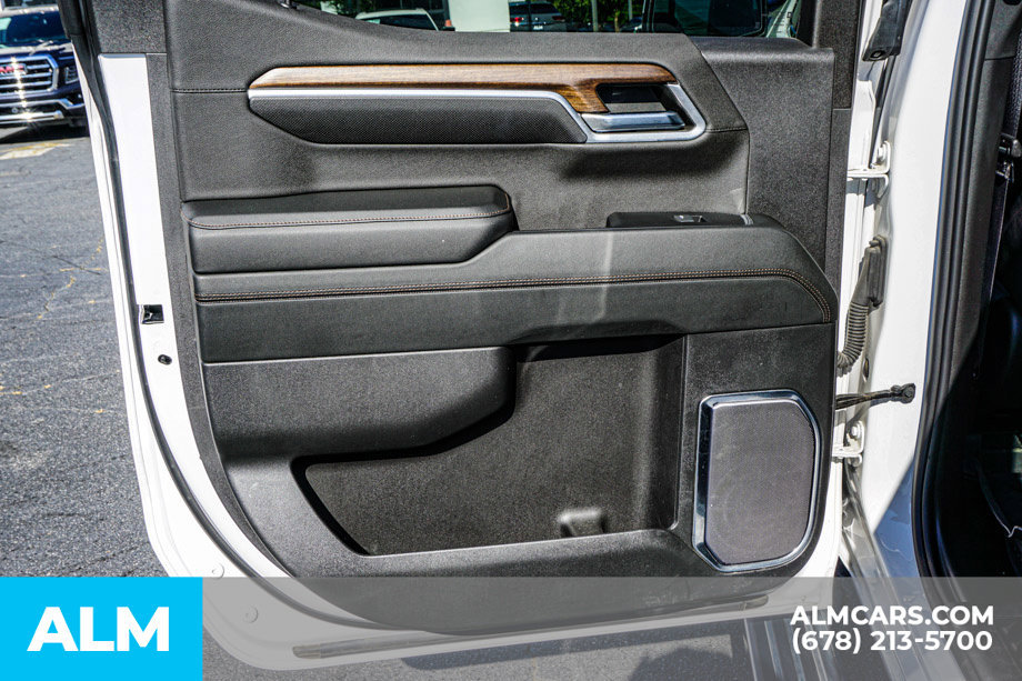 Used 2024 Chevrolet Silverado 1500 High Country w/ High Country Premium Package AWD/4WD image 54