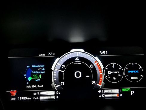 Certified 2025 Toyota Sequoia SR5 AWD/4WD image 34