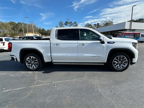 Used 2023 GMC Sierra 1500 Denali w/ Denali Reserve Package image 5