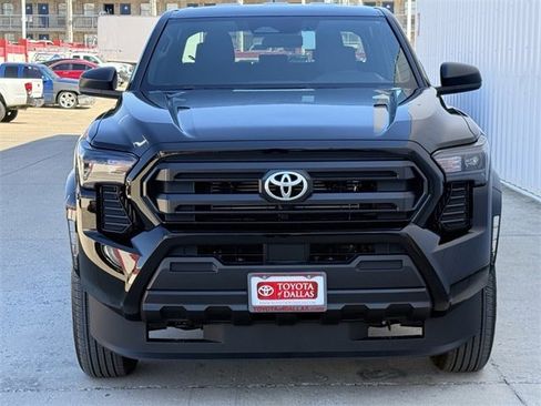 Used 2026 Toyota Tacoma SR image 6