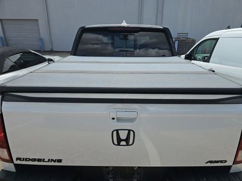 Used 2023 Honda Ridgeline Black Edition image 7