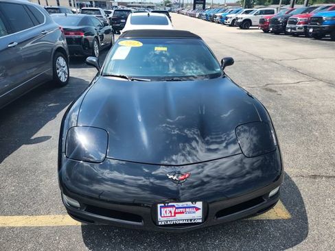 Used 2002 Chevrolet Corvette Convertible w/ Preferred Equipment Group2 RWD image 2
