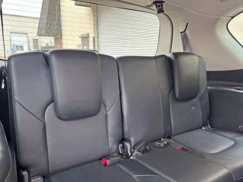 Used 2017 INFINITI QX80 4WD w/ Driver Assistance Package image 40