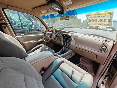 Used 2001 Ford Explorer Sport Trac 2WD image 17