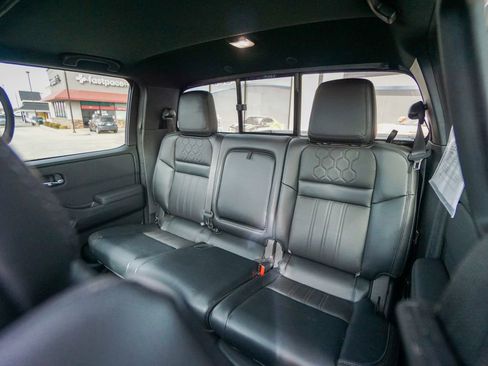 Used 2022 Nissan Frontier PRO-4X w/ Pro-4X Premium Package image 32