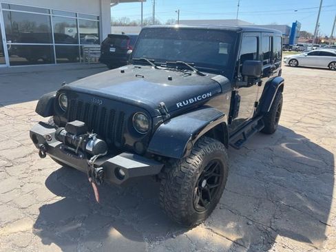 Used 2014 Jeep Wrangler Unlimited Rubicon w/ Connectivity Group image 1
