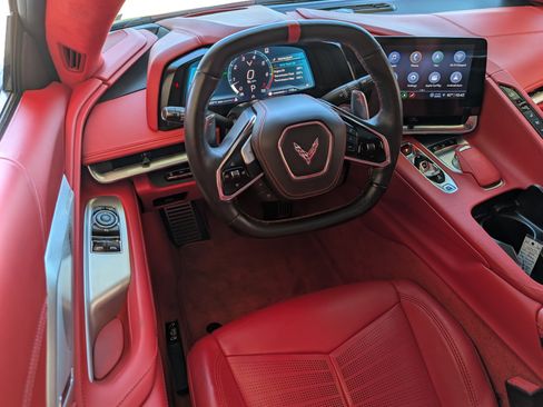 Used 2023 Chevrolet Corvette Stingray Premium Cpe w/ Z51 Performance Package RWD image 20