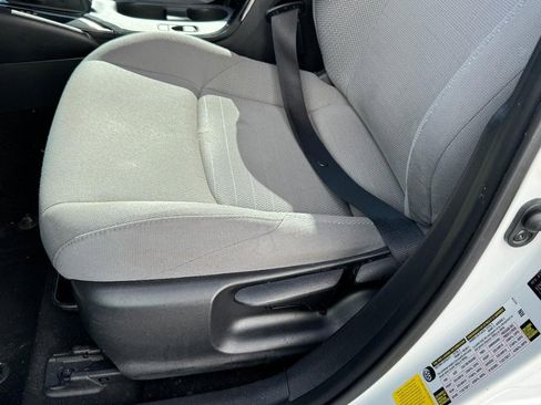 Used 2024 Toyota Corolla SE image 22