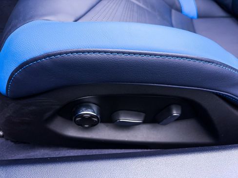 Used 2024 Chevrolet Corvette Stingray w/ Battery Protection Package image 21