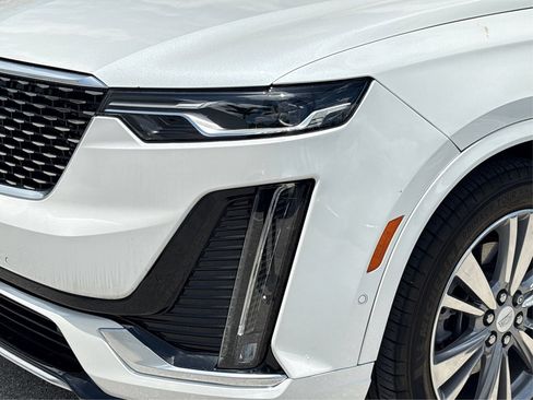 Used 2023 Cadillac XT6 Premium Luxury w/ Technology Package AWD/4WD image 14