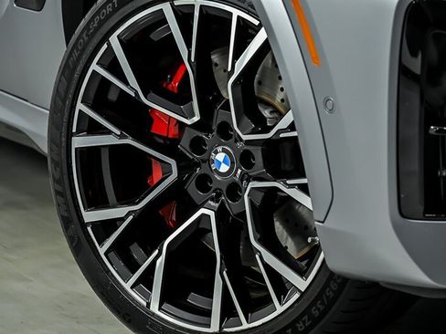 Used 2025 BMW X6 M Competition w/ Executive Package AWD/4WD image 4