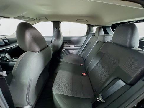 Used 2025 Nissan Kicks S image 19