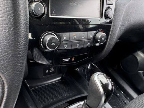 Used 2021 Nissan Rogue Sport S AWD/4WD image 15