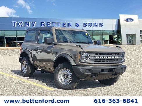 New 2026 Ford Bronco 2-Door AWD/4WD image 8
