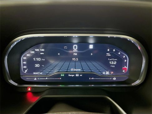 Used 2023 GMC Yukon SLT w/ SLT Luxury Package image 14