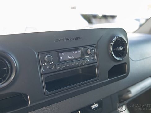 Used 2021 Mercedes-Benz Sprinter 2500 w/ Driver Convenience Package image 13