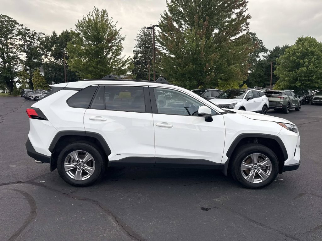 Used 2024 Toyota RAV4 XLE w/ Convenience Package AWD/4WD image 10