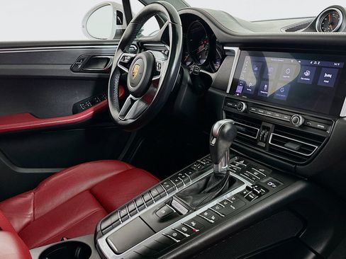 Used 2021 Porsche Macan GTS image 30