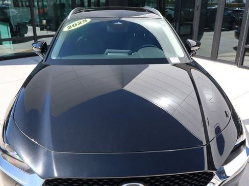 Used 2025 MAZDA CX-30 AWD 2.5 S w/ Preferred Package image 17