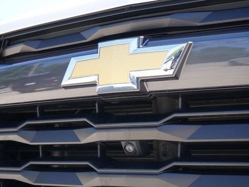 Used 2024 Chevrolet Colorado LT w/ LT Convenience Package III AWD/4WD image 11