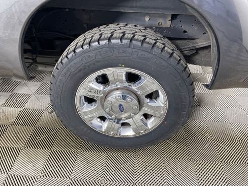 Used 2016 Ford F250 Lariat w/ Lariat Ultimate Package AWD/4WD image 22