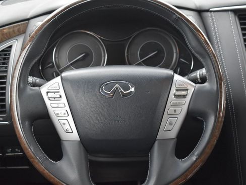 Used 2017 INFINITI QX80 4WD w/ Driver Assistance Package image 15