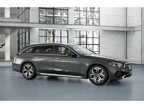 New 2026 Mercedes-Benz E 450 4MATIC All-Terrain Wagon image 13