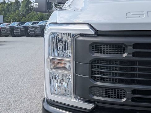 Used 2026 Ford F250 XL AWD/4WD image 10