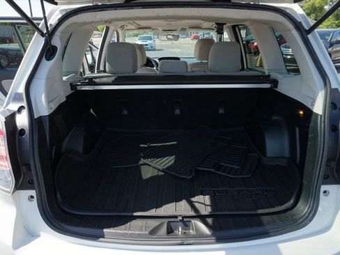 Used 2017 Subaru Forester 2.5i Premium AWD/4WD image 15
