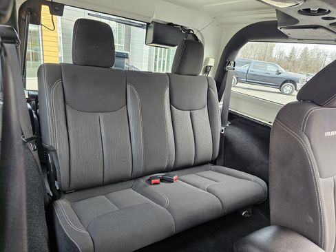 Used 2016 Jeep Wrangler Rubicon w/ Dual Top Group image 20
