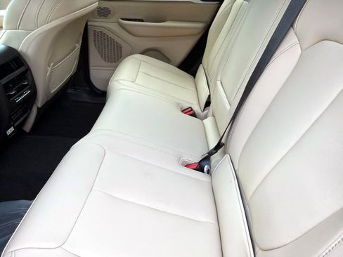New 2026 Jeep Grand Cherokee Limited AWD/4WD image 7