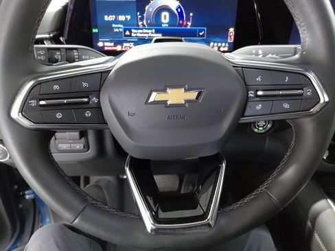 Certified 2026 Chevrolet Suburban High Country AWD/4WD image 25