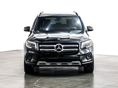Used 2021 Mercedes-Benz GLB 250 image 3