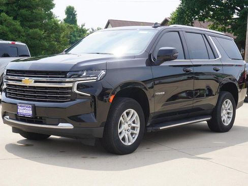 Used 2024 Chevrolet Tahoe LT w/ Luxury Package AWD/4WD image 7