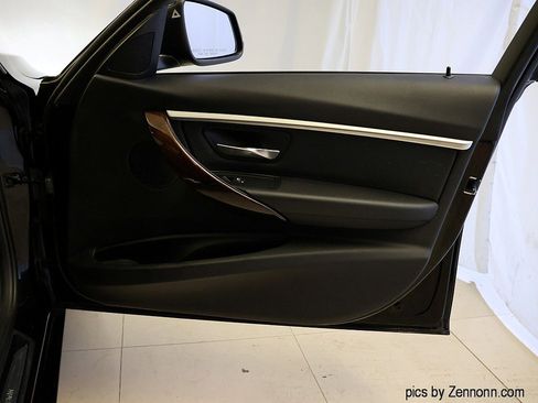 Used 2018 BMW 330i xDrive Sedan image 30