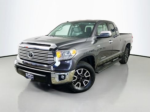 Used 2016 Toyota Tundra Limited w/ Limited Premium Package AWD/4WD image 3